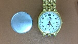 Universal Geneve crystal replacement